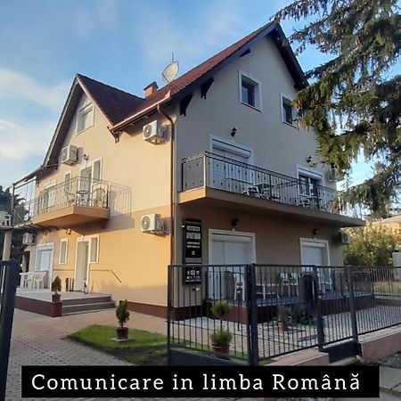Gabor Aron Apartment Hajdúszoboszló Zewnętrze zdjęcie