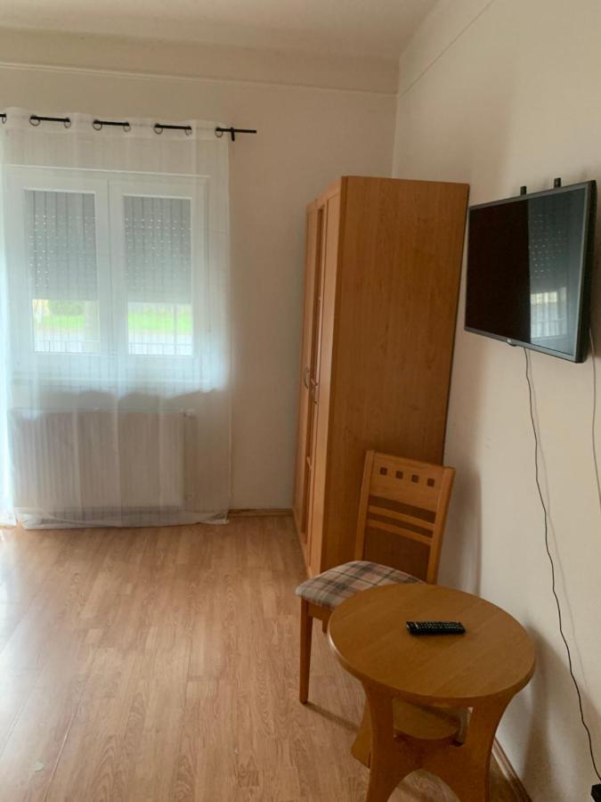 Gabor Aron Apartment Hajdúszoboszló Zewnętrze zdjęcie